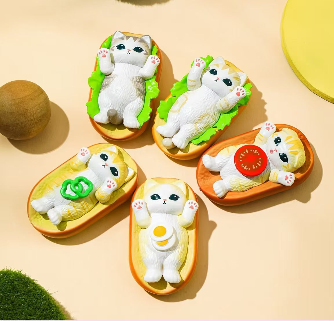 Mofusand Fat Fat Series Blind Bag Mini Figures