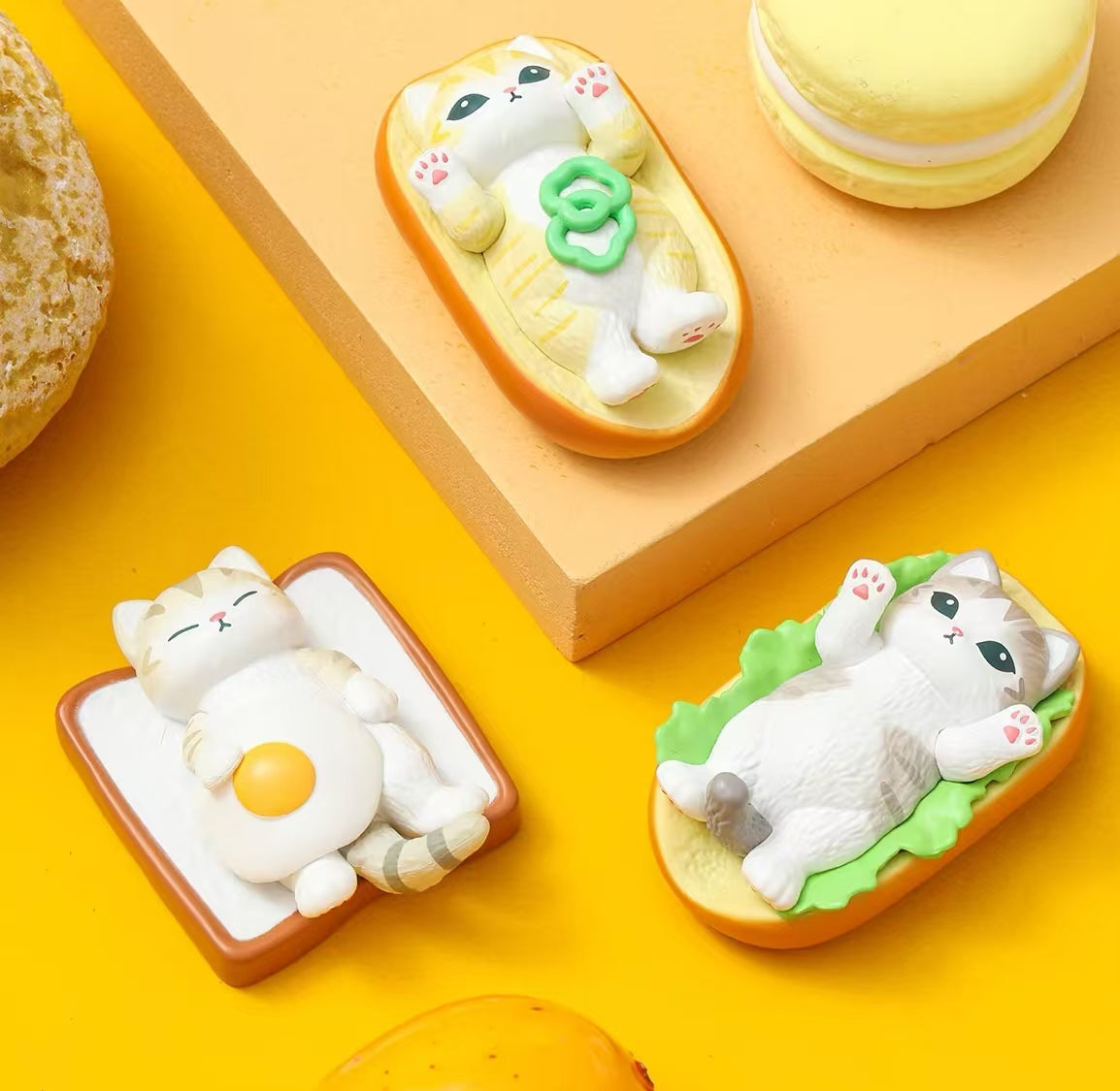 Mofusand Fat Fat Series Blind Bag Mini Figures