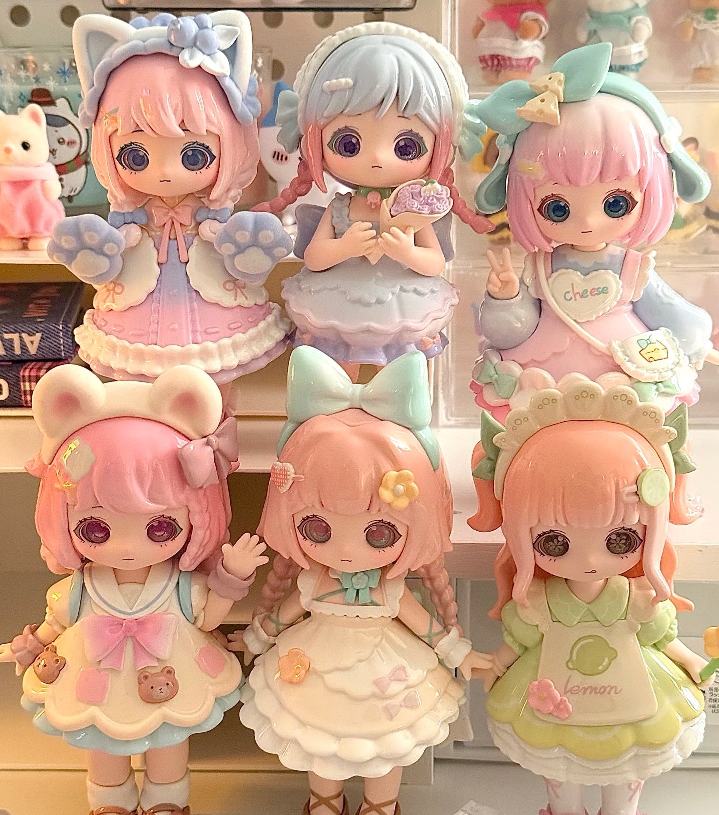 LIRORO Welcome to the Candy Shop Series Blind Box Figure